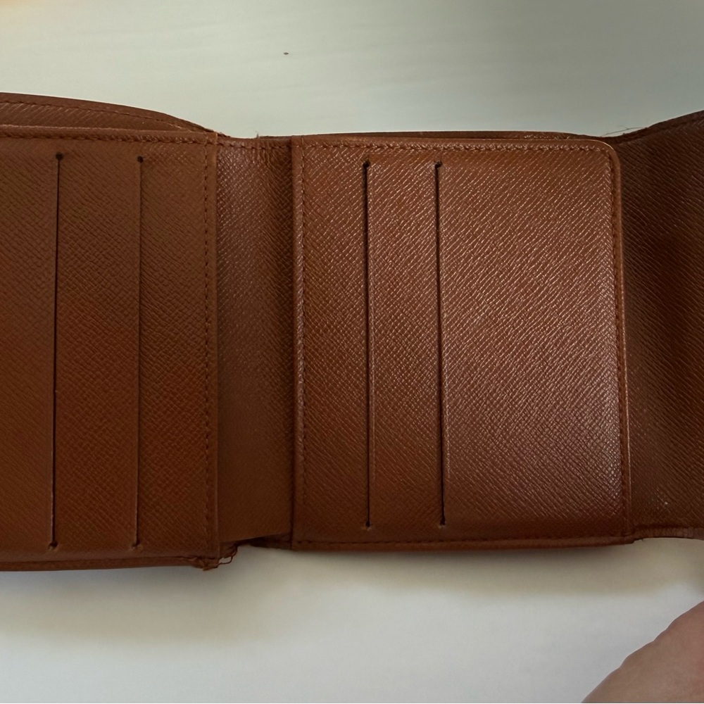 Vintage Louis Vuitton Monogram Canvas Wallet - Picture 3 of 7